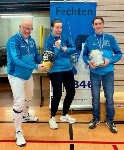 Backang 1 (Markus Rubenbauer, Lina Zerrweck, Malte Dreyer ) v.l.